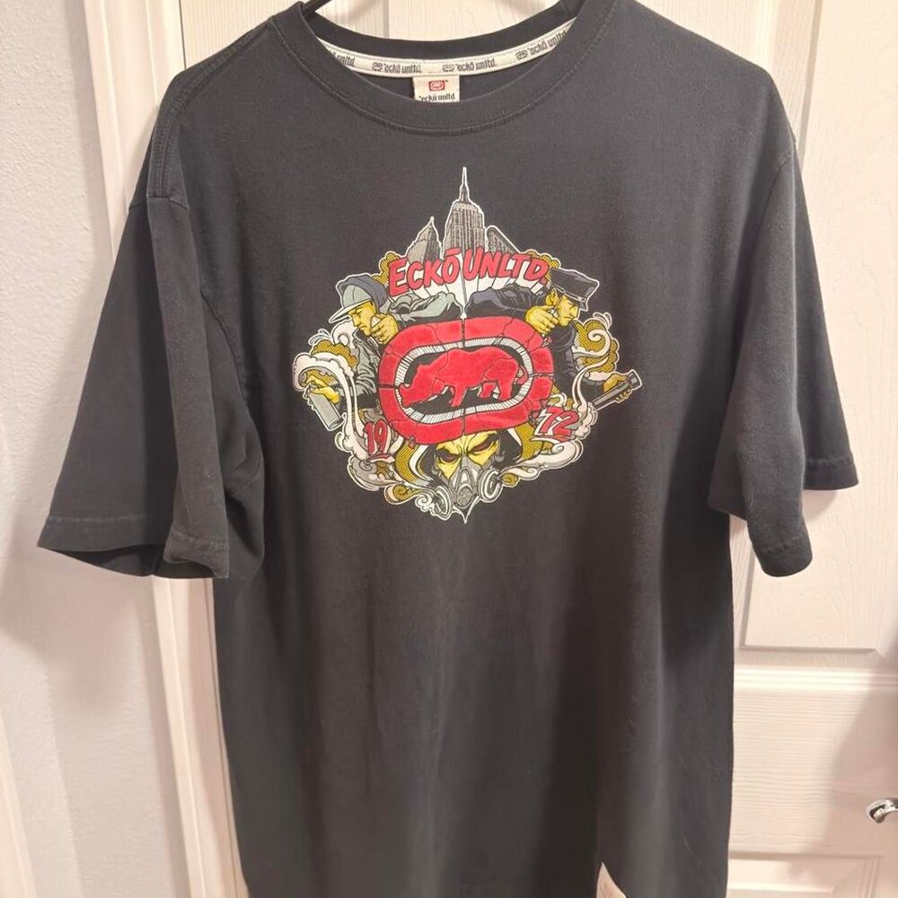 (2004-2008) Ecko Unltd. NYC Graffiti Culture Tee - Faded Black - L (Discoloratio
